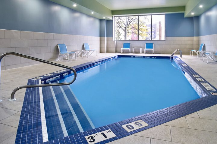 Pool 8 of 41