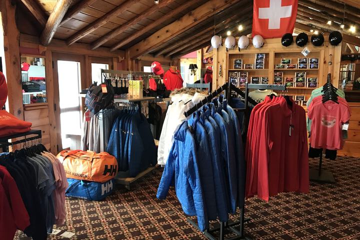 Gift Shop 38 of 50