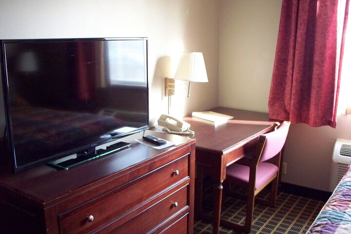 Room 18 of 52
