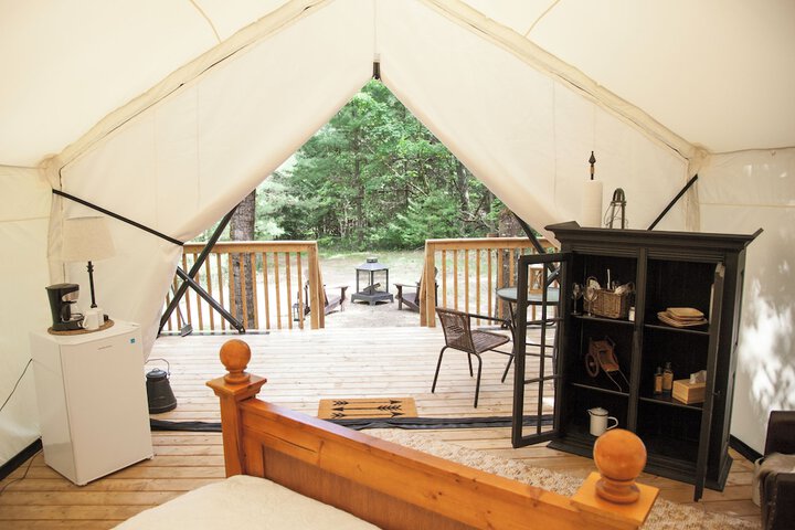 Whispering Springs Wilderness Retreat