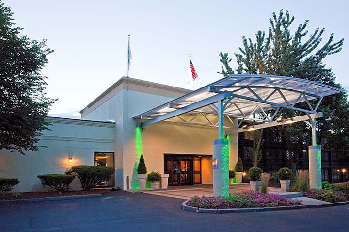 Holiday Inn Nashua an IHG Hotel