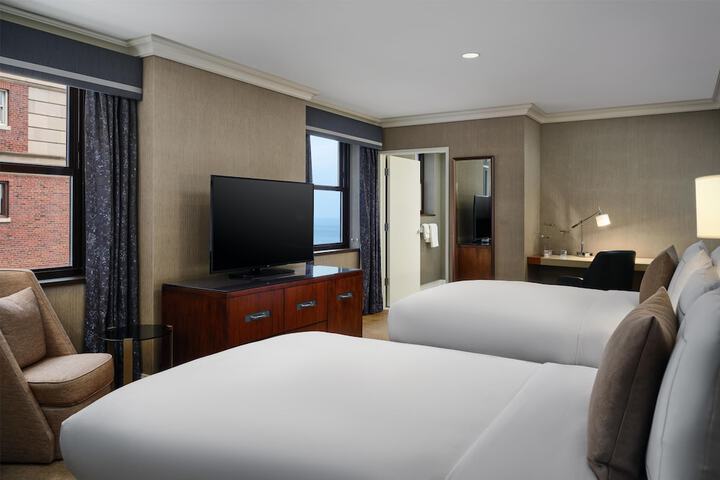 Hilton Chicago