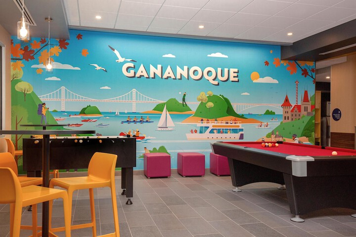 Tru by Hilton Gananoque On
