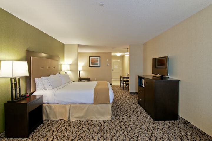 Room 20 of 34