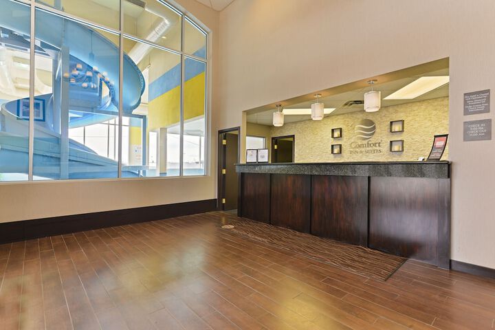 Hotel Interior 10 of 56