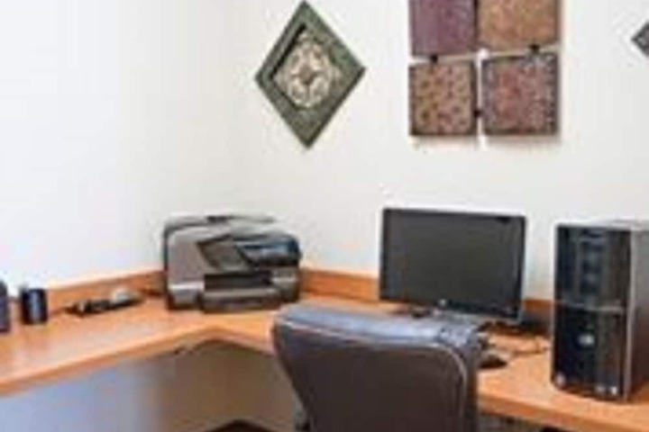 Business Center 37 of 38