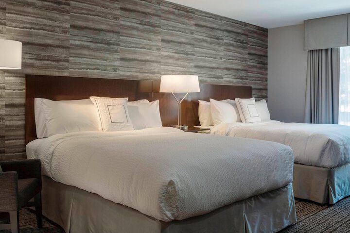 Room 14 of 25