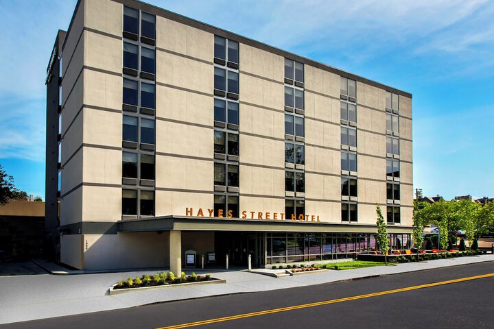 Hotel 3 of 27