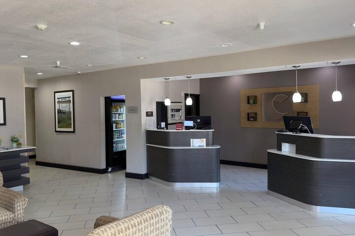 Comfort Suites Lewisville - Dallas
