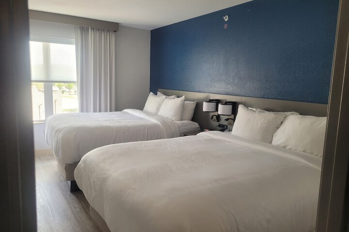 Comfort Inn & Suites Dothan Northside Plaza