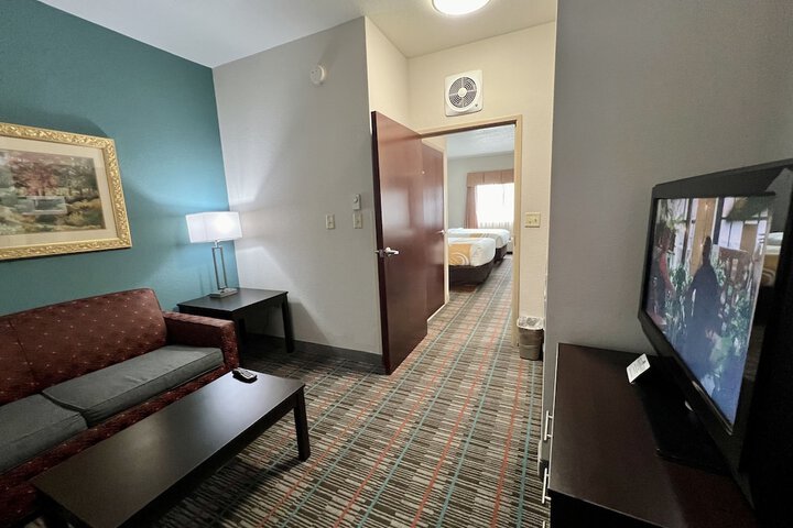 Room 28 of 36