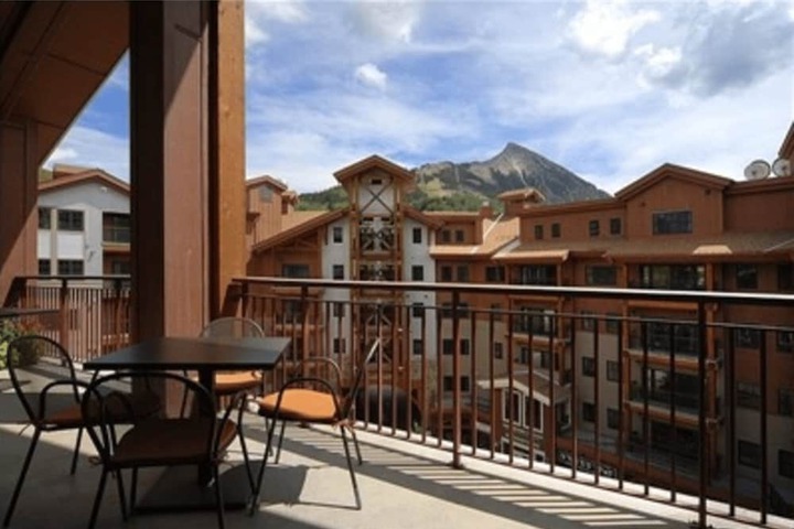 Terrace/Patio 153 of 164