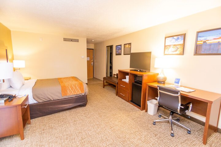 Room 27 of 50