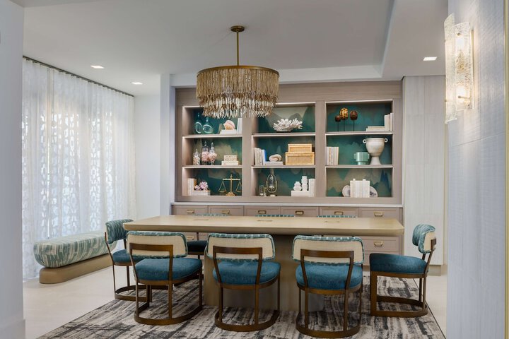 Beal House Fort Walton Beach Tapestry Collection by Hilton