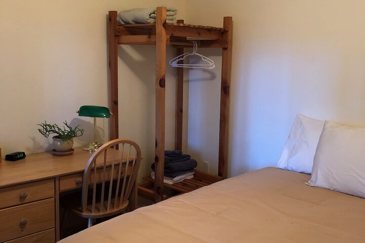 Room 8 of 40