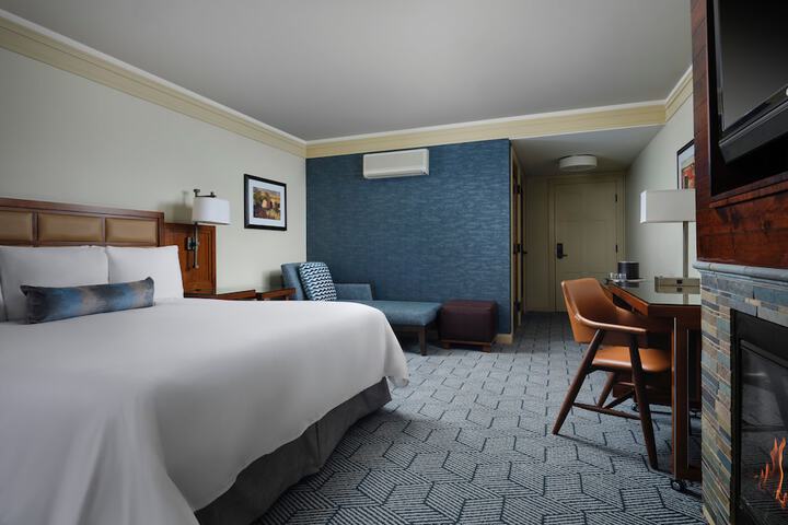 Room 10 of 30