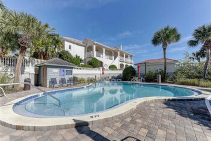 Hibiscus 302D - Three Bedroom Condo