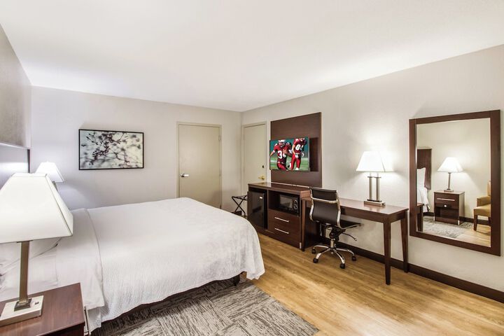 Red Roof Inn PLUS+ Dallas – Addison