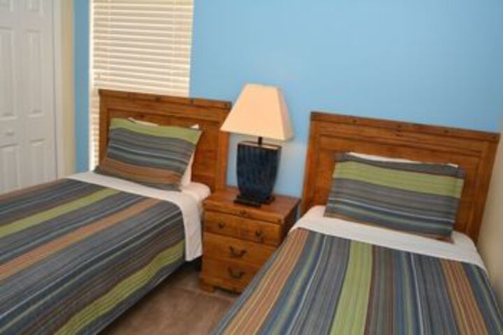 Rent a Villa Eagle Management Davenport