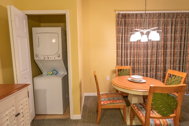 Barefoot Suites