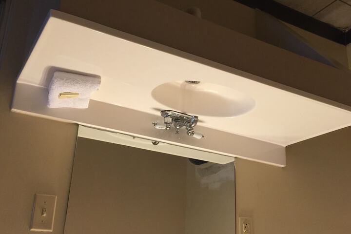 Room 12 of 41