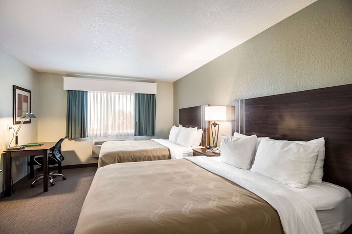 Quality Inn & Suites Pueblo West