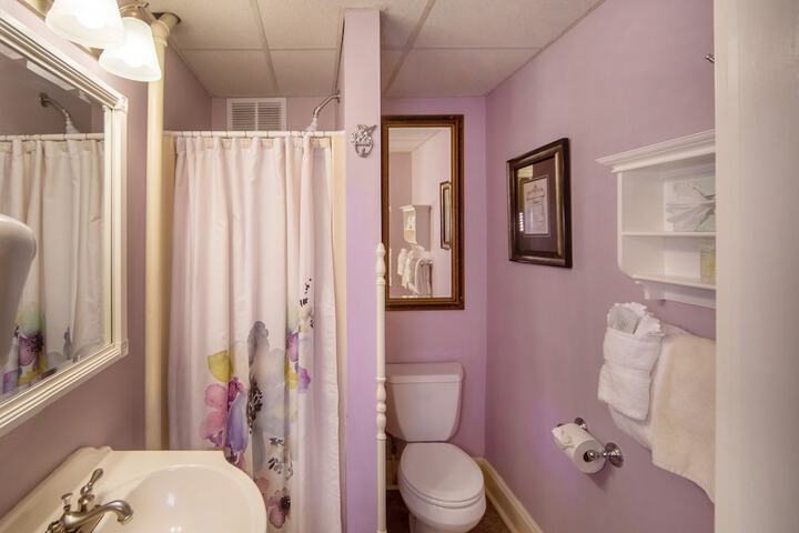 Room 19 of 24