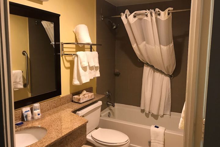 Best Western Plus Deerfield Beach Hotel & Suites