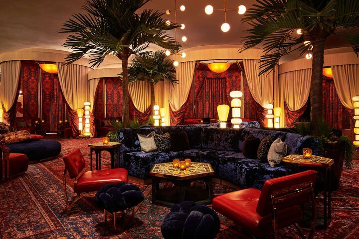 Lounge 154 of 201