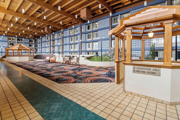 Hotel Interior 7 of 51