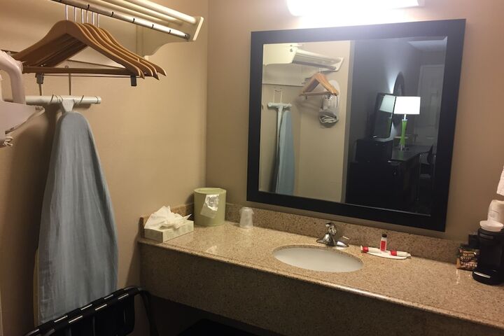 Room 19 of 30