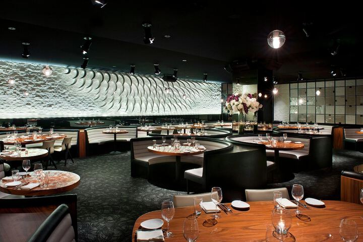 Dining 89 of 101
