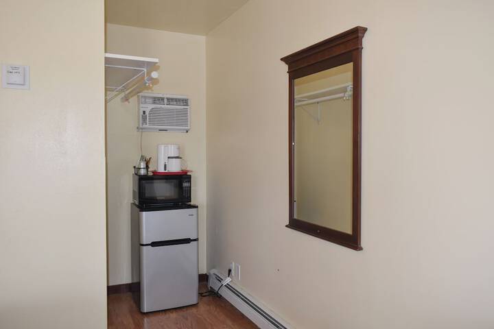 Room 7 of 15