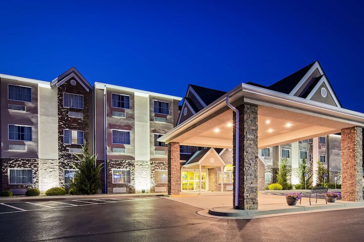 Hotel 2 of 27