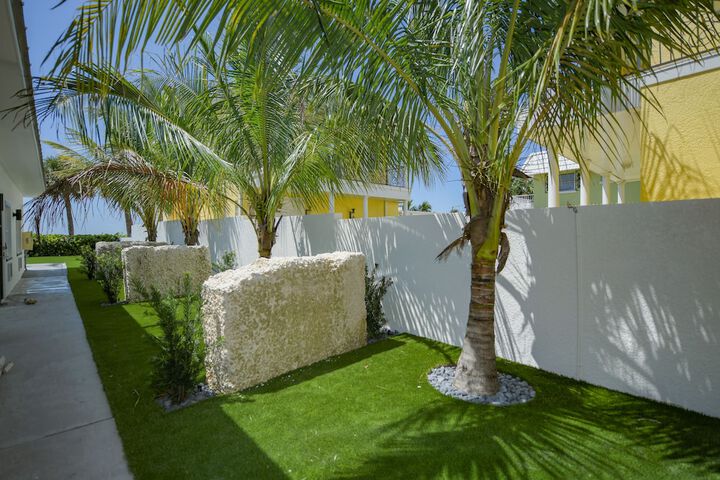 Casey Key Resorts - Beachfront