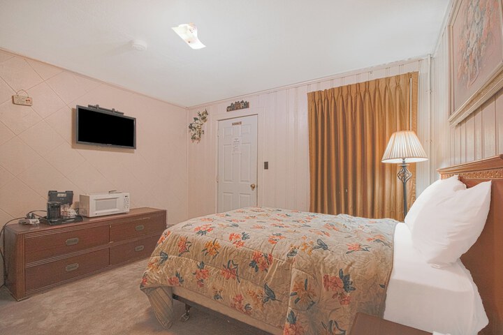 Room 20 of 50
