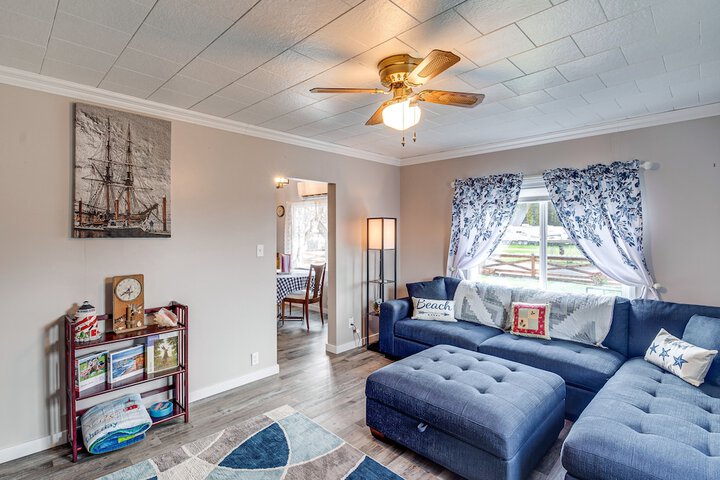 blackberry Cottage w / Yard Near Westport & Beach