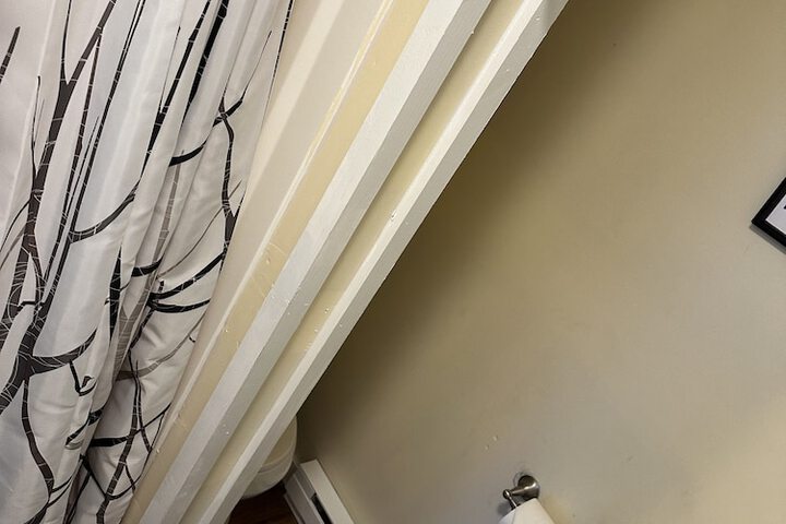 Room 25 of 33