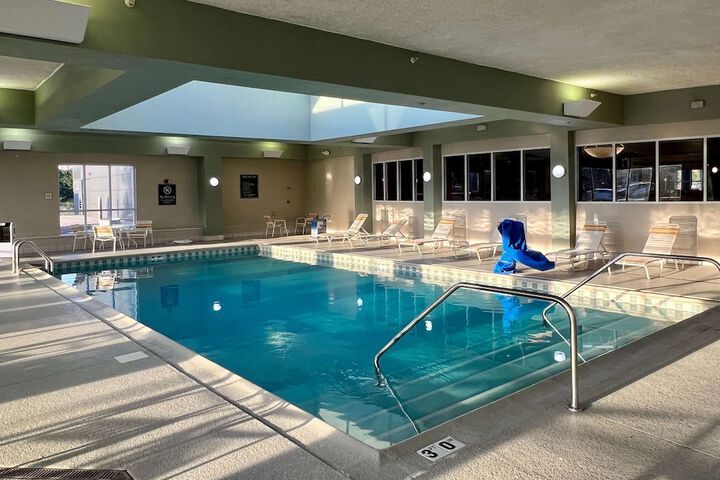 La Quinta Inn & Suites by Wyndham Bannockburn-Deerfield