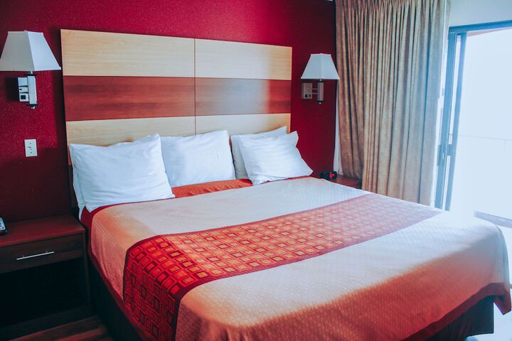 Room 43 of 48