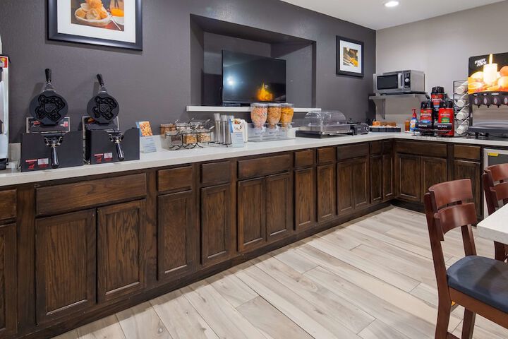 Best Western Executive Inn