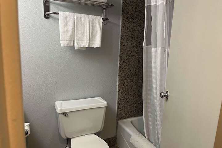 Room 20 of 24