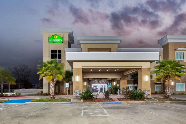 Hotel 2 of 29