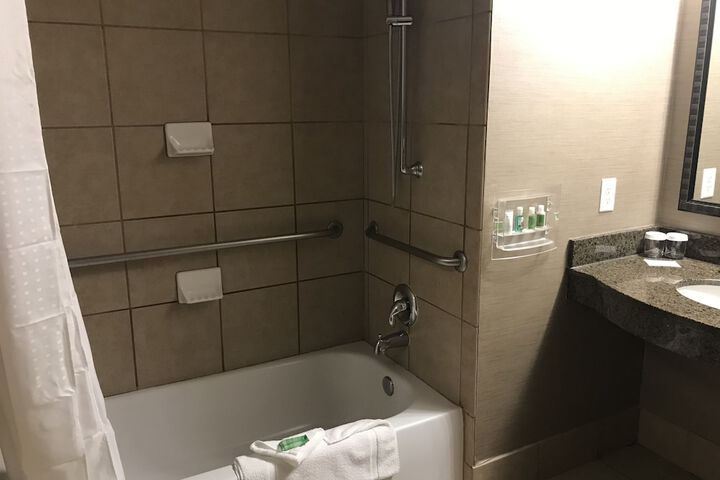 Room 14 of 47