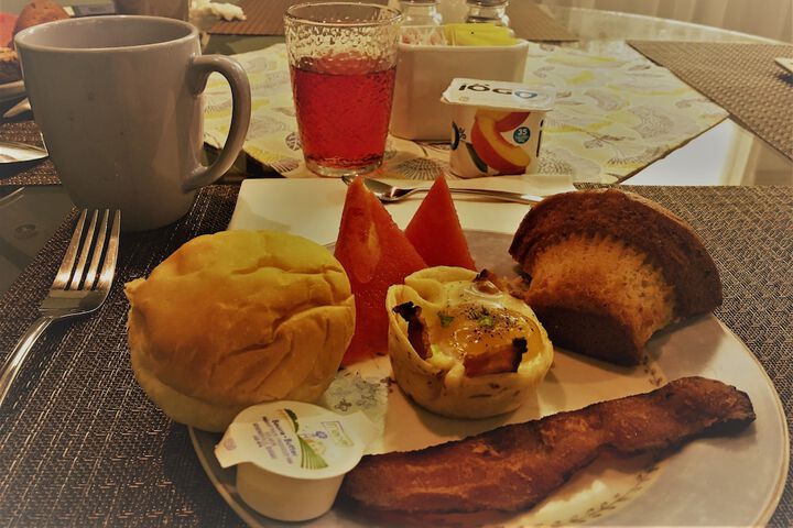 Breakfast/Coffee Service 72 of 93