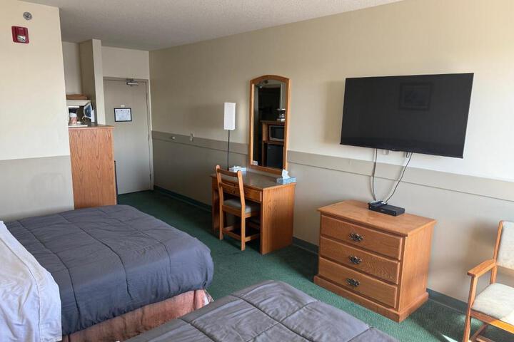 Wheatland Hotel