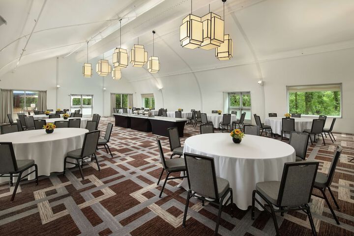 Hilton Short Hills