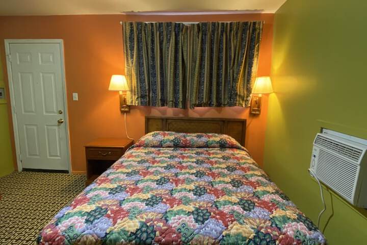 Lincoln Motel