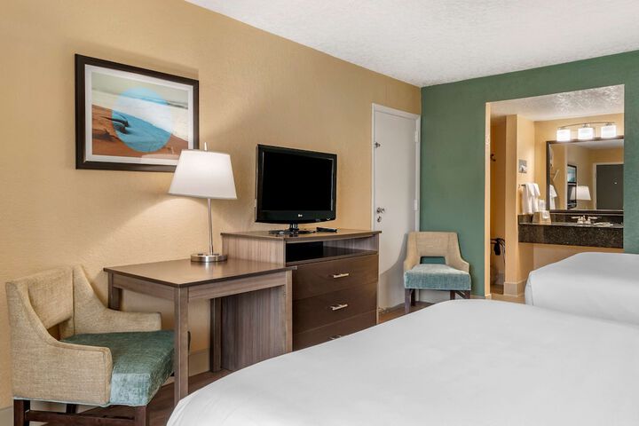 Room 16 of 25