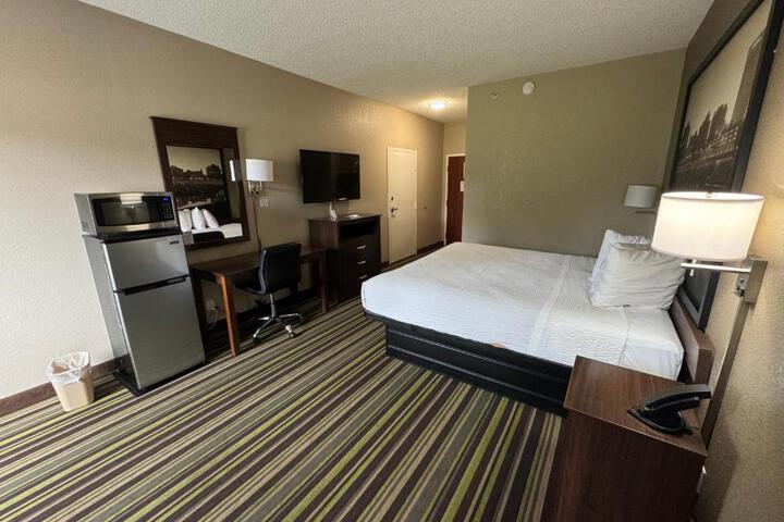 Super 8 by Wyndham Hernando